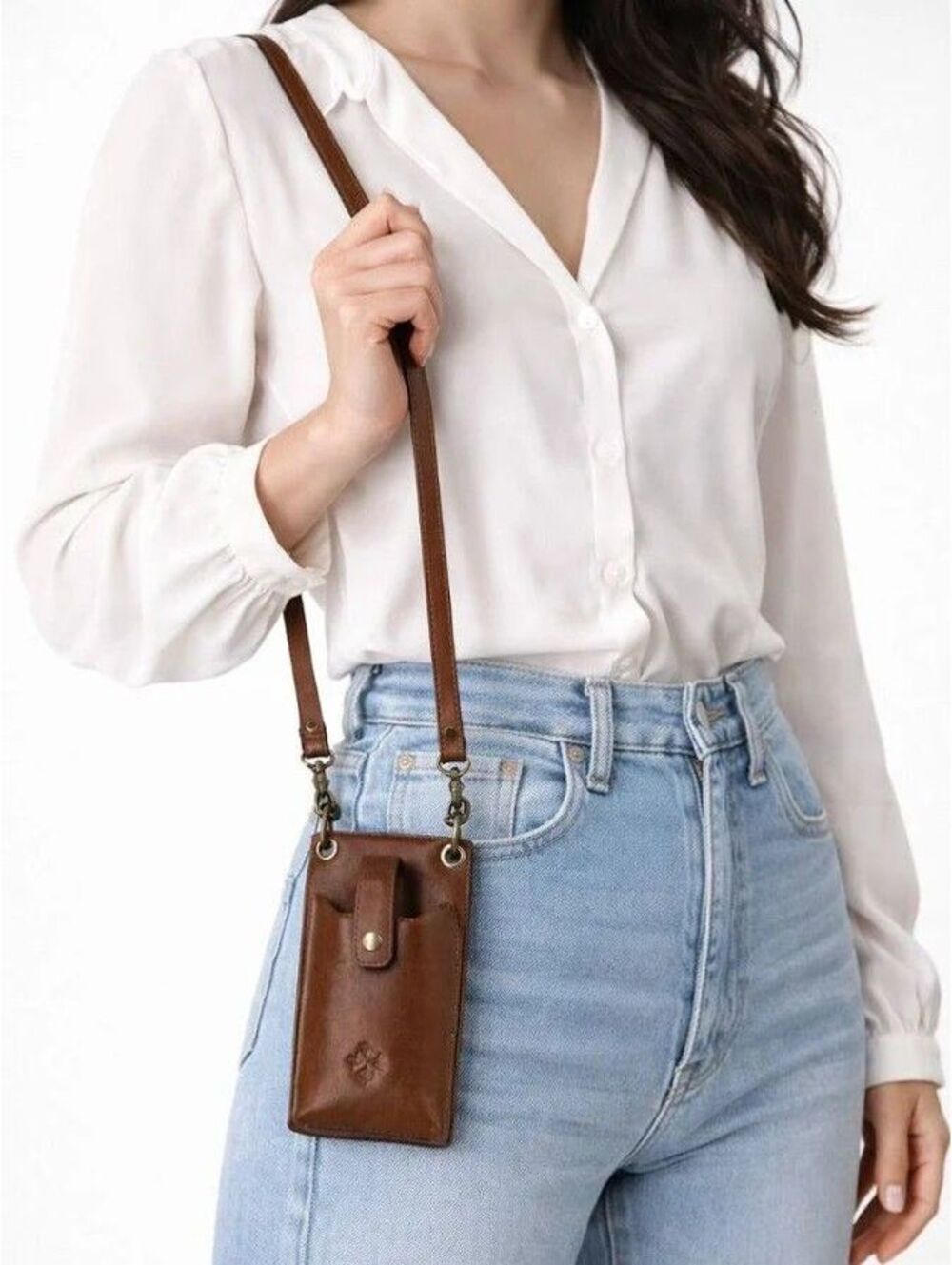 Patricia Nash Vintage Heritage Fairleigh Crossbody Phone-Card Case Holder ($129)